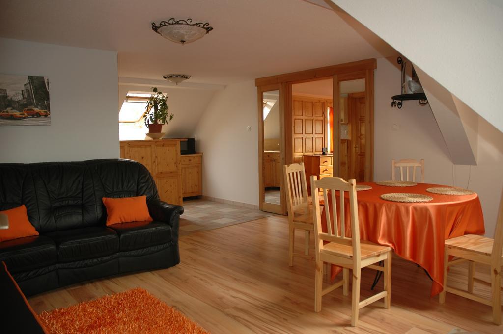 Alom Kucko Apartman Залаегерсег Номер фото